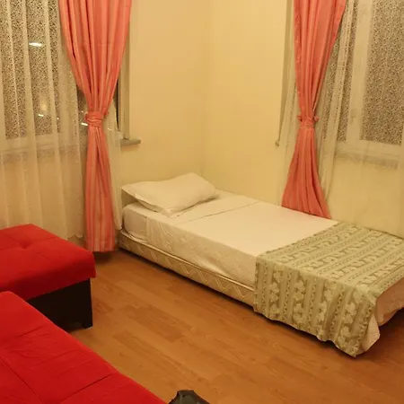 Guest house Karen Apart 2*